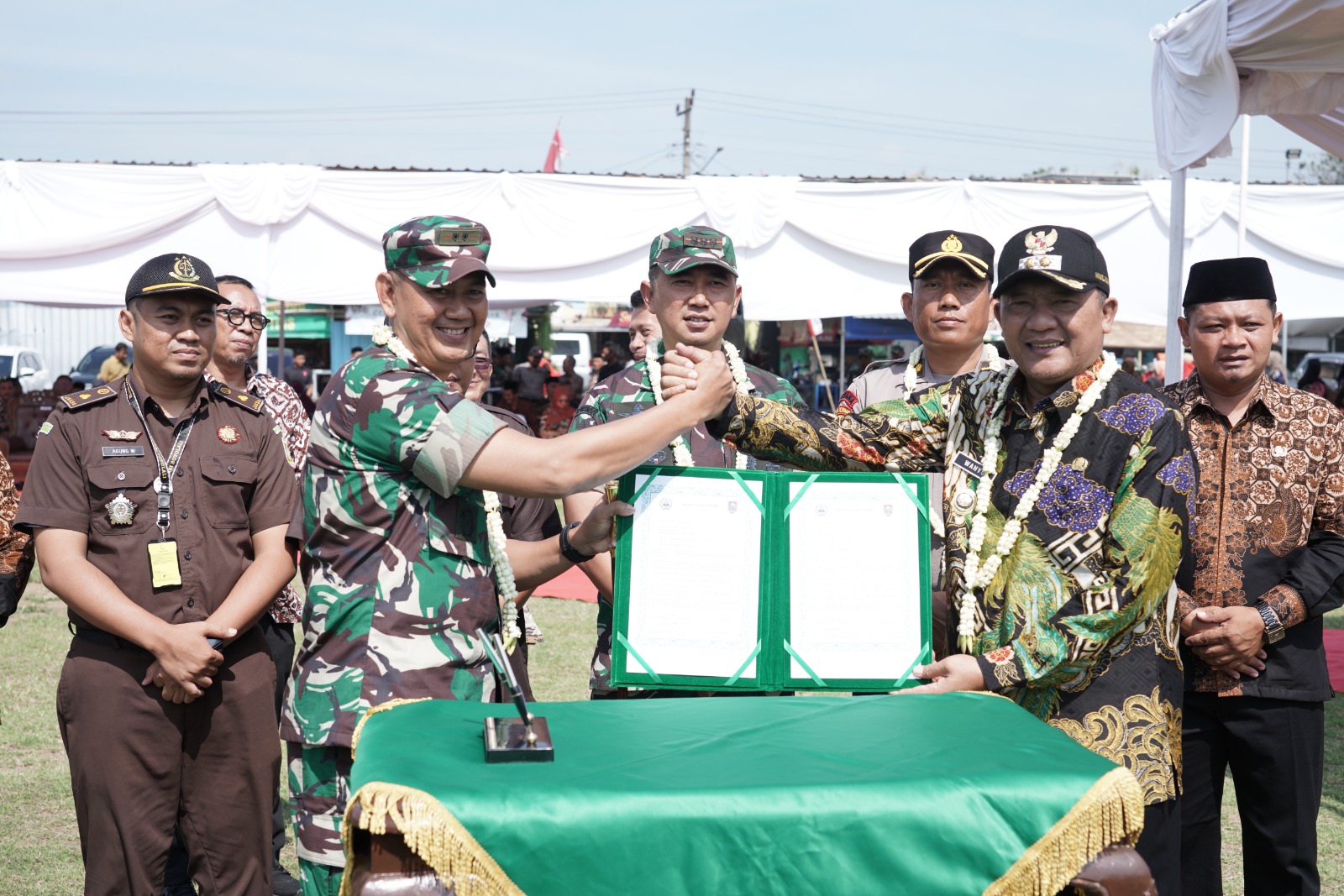 Danrem Solo Hadiri Pembukaan TMMD Desa Pandeyan Ngemplak