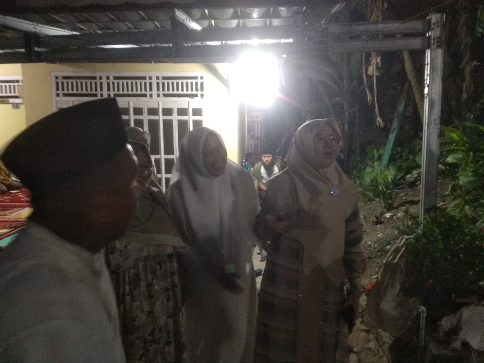 Septi Heri Agusnaini calon bupati no urut 02 hadiri do,a syukuran aqiqah.