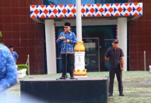 Apel Bulanan Pemkab Way Kanan, Sekda Saipul Minta Kepala OPD Evaluasi Kinerja