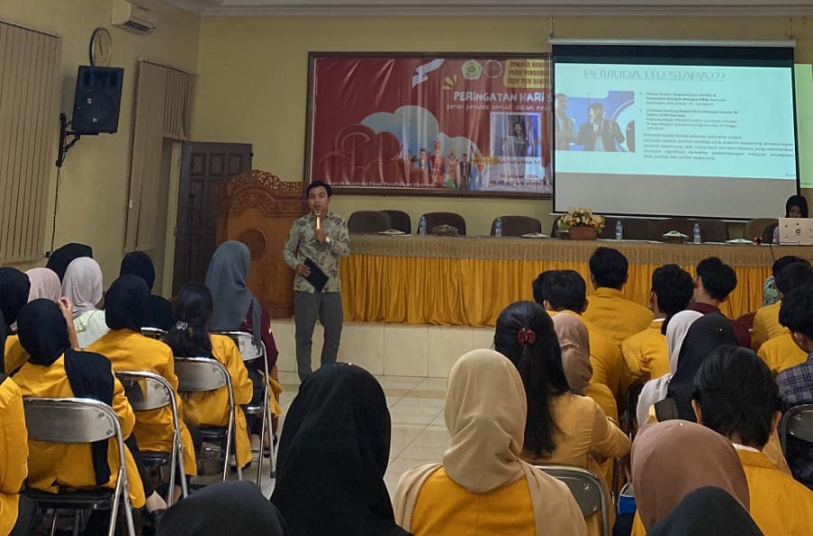 Menuju Indonesia Emas 2045! Mahasiswa MM IIB Darmajaya Beri Kiatnya di STKIP PGRI Bandar Lampung