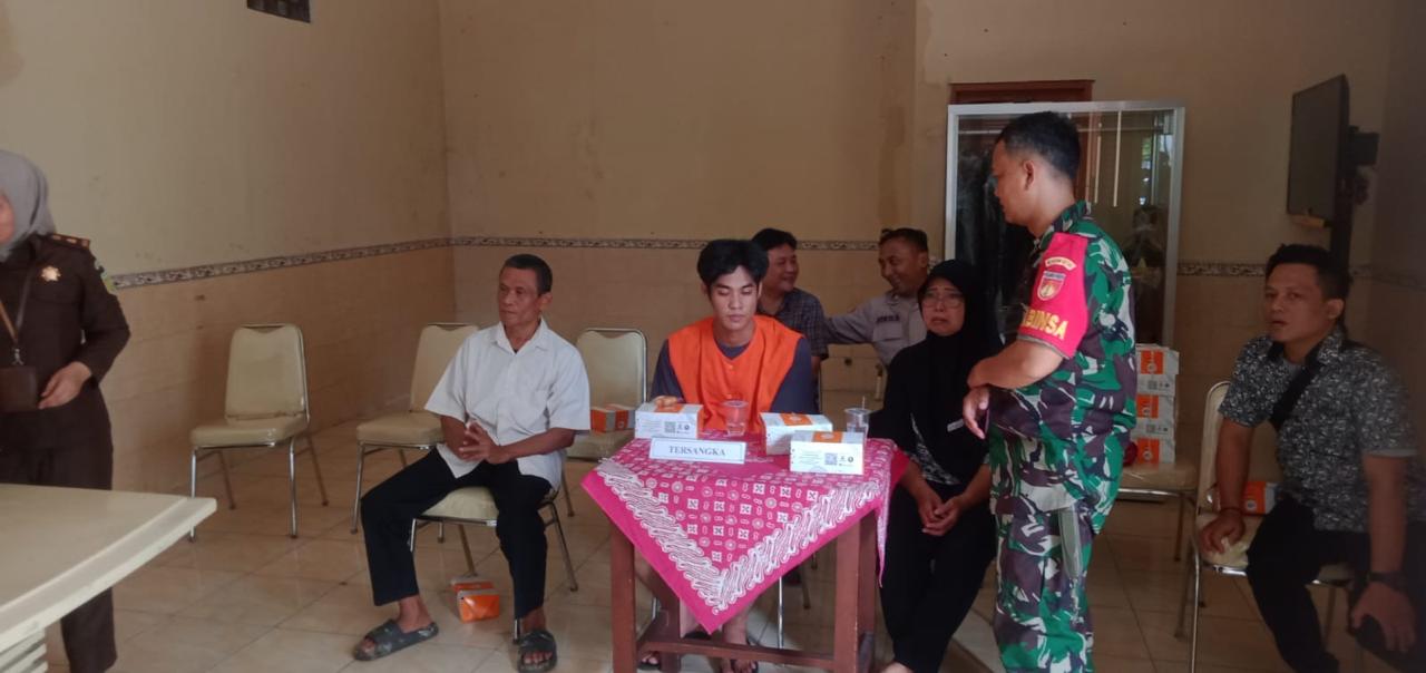 Restorative Justice Di Omah Kampoeng Perdamaian Kejaksaan Negeri Surakarta, Babinsa Kepatihan Wetan Hadir Berikan Solusi