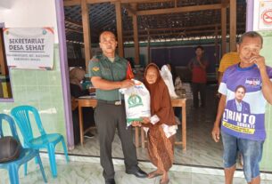 Babinsa Awasi Pendistribusian Cadangan Pangan Pemerintah, Dengan Harapan Tepat Sasaran