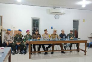 Pj. Bupati Lampung Utara Bersama Forkopimda Pantau Perayaan Natal dan Cek Pospam