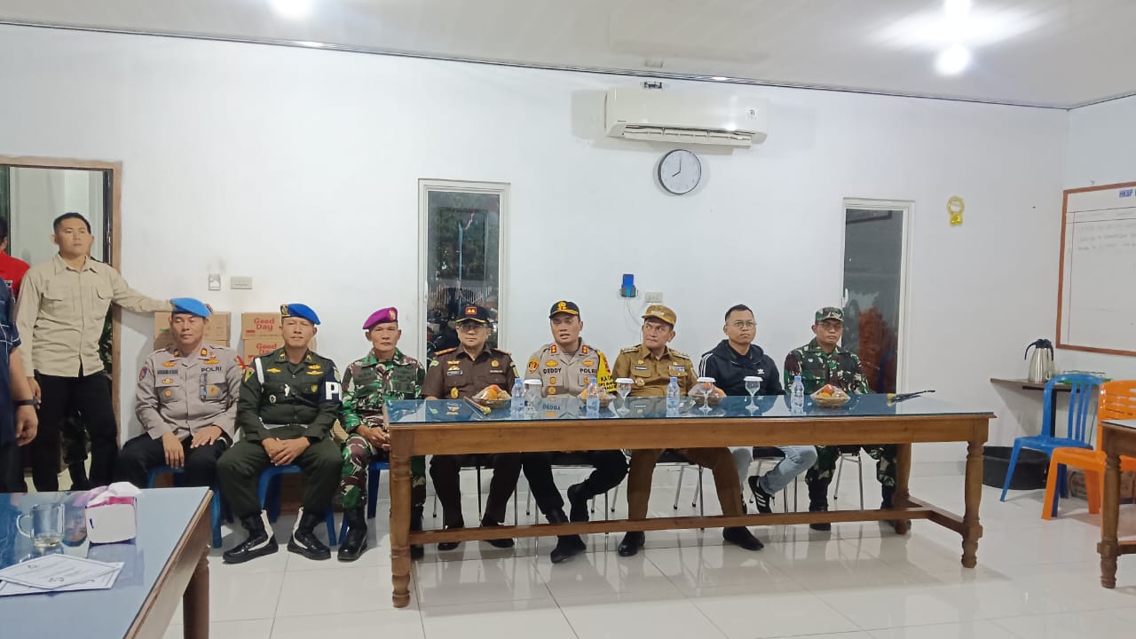 Pj. Bupati Lampung Utara Bersama Forkopimda Pantau Perayaan Natal dan Cek Pospam