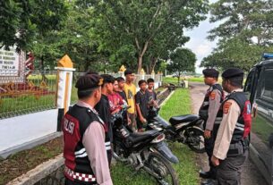 Cegah Aksi Balap Liar, Pos Pam Menggala Operasi Lilin Krakatau 2024 Gelar Patroli Dialogis