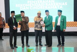Pj. Gubernur Samsudin Dampingi Menko Pangan Zulkifli Hasan dalam Acara Penutupan Rakernas II Pengurus Besar Mathla'ul Anwar