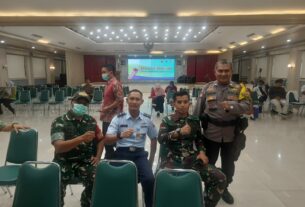 Peringati HUT Ke-75 RSUD Dr. Moewardi Solo, Babinsa Jebres Ikuti Donor Darah
