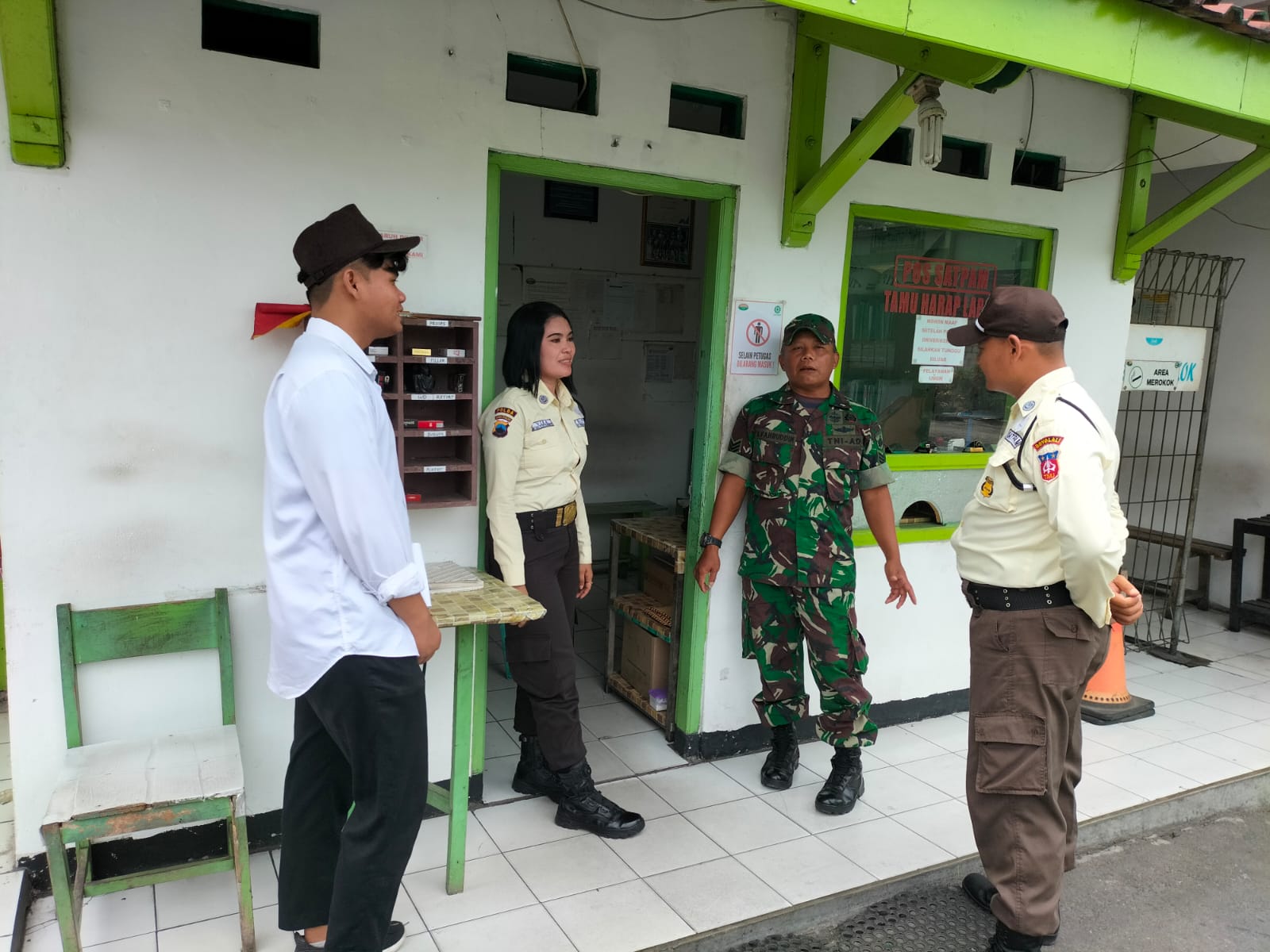 Tingkatkan Keamanan, Babinsa Nogosari Jalin Komunikasi Dengan Securiti Perusahaan di Wilayahnya