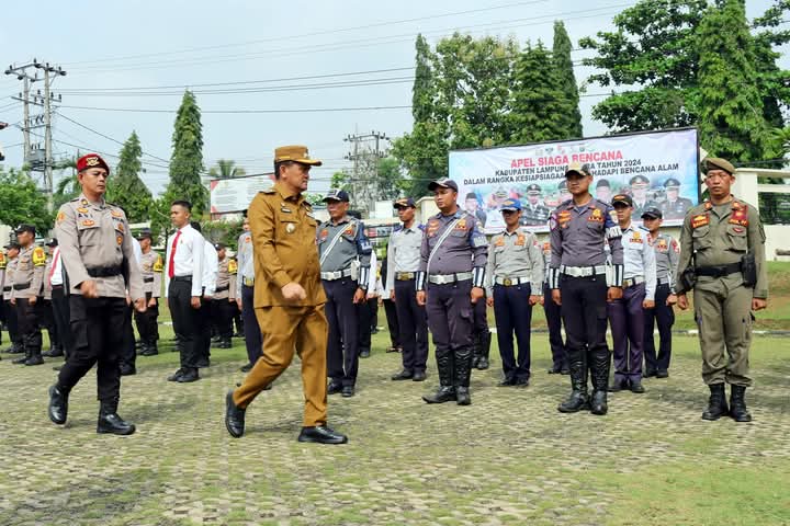 Pj. Bupati Lampung Utara Pimpin Apel Siaga Bencana Tahun 2024