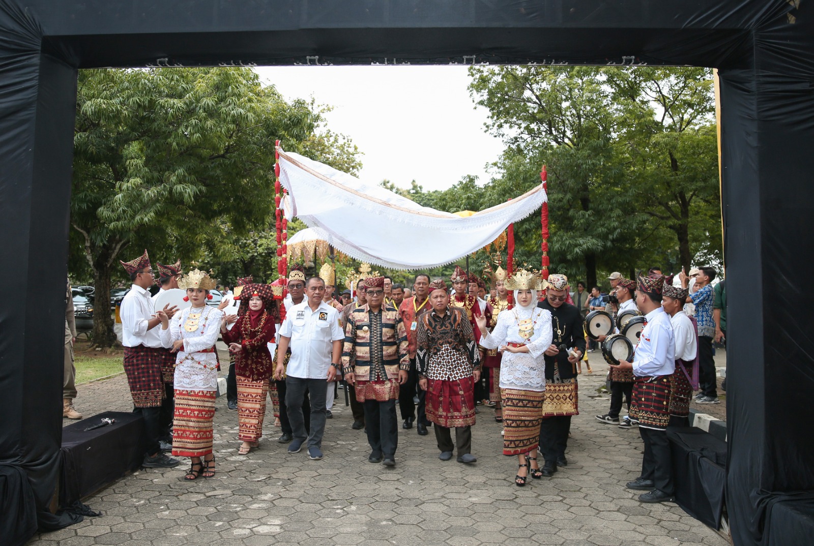 Pj. Gubernur Samsudin Hadiri Festival Kebudayaan dan Cinta Tanah Air