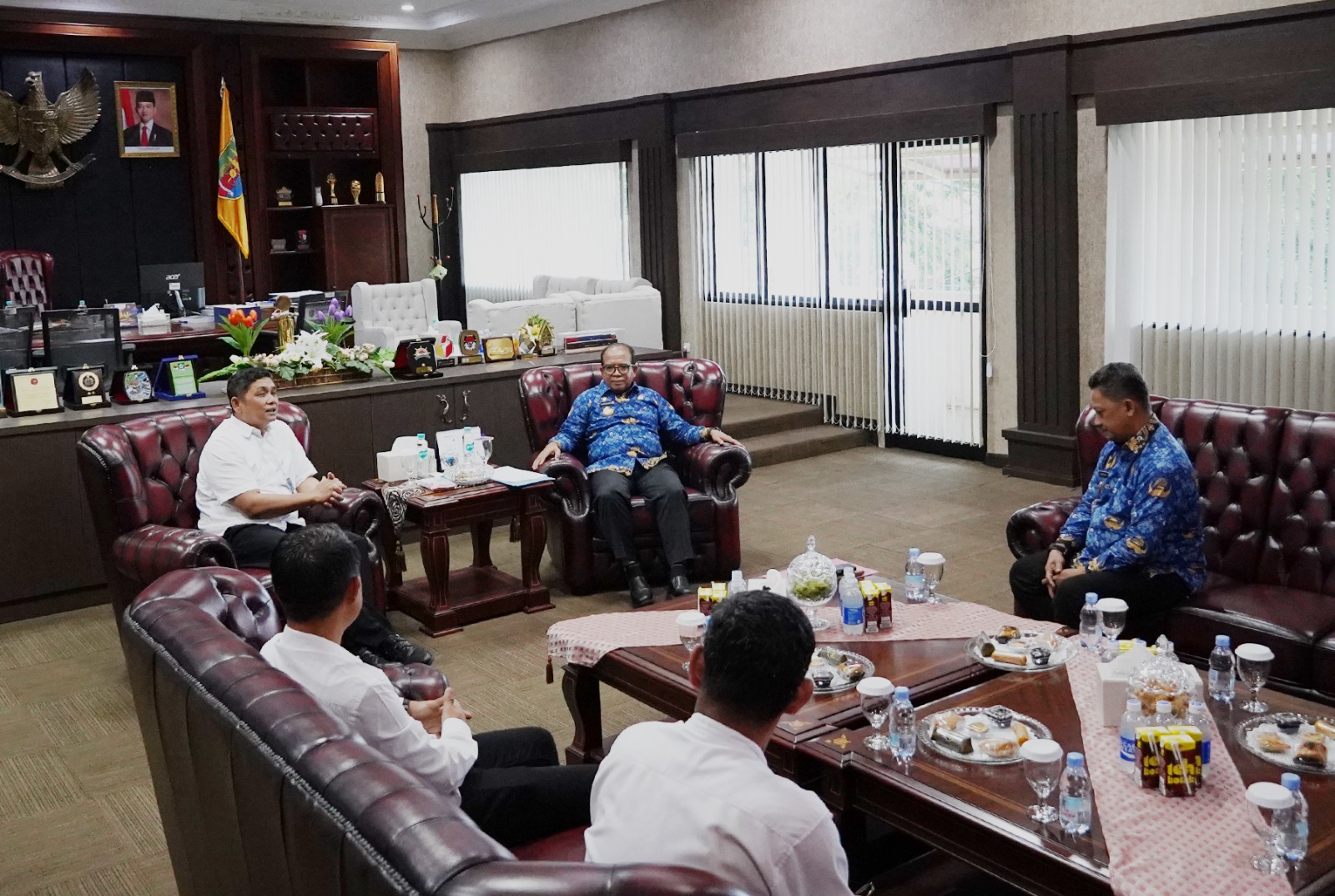 Pj. Gubernur Samsudin Minta PT. ASDP Indonesia Ferry Cegah Masuknya Impor Tapioka ke Provinsi Lampung Melalui Pelabuhan Bakauheni