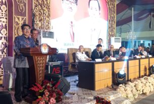 Hamartoni - Romli Ditetapkan Bupati - Wakil Bupati Lampura