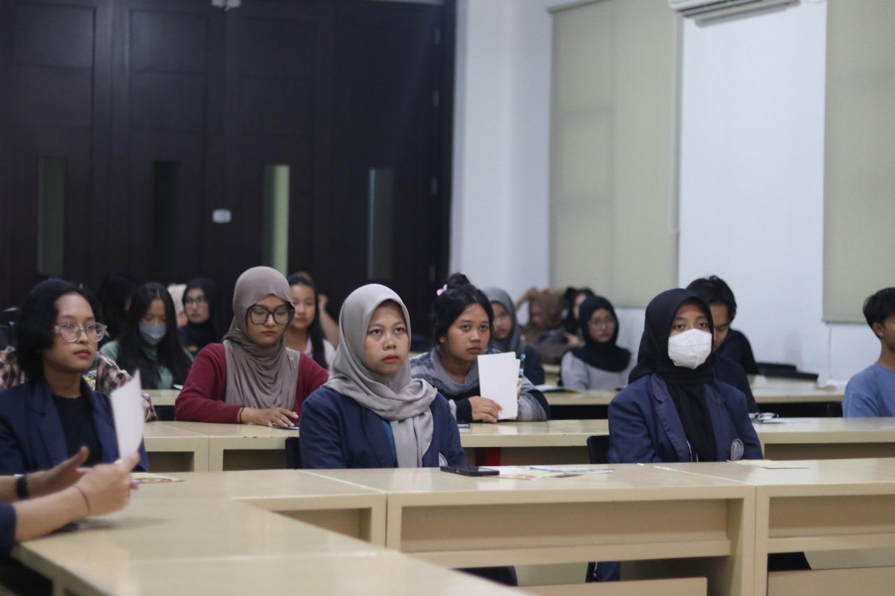 IIB Darmajaya Hadirkan Praktisi Akar Hotel & Resort untuk Mahasiswa Pariwisata