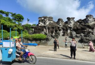 Jaga Kamtibmas, Polres Tulang Bawang Barat Tingkatkan Pengamanan di Tempat Wisata Selama Libur Tahun Baru 2025