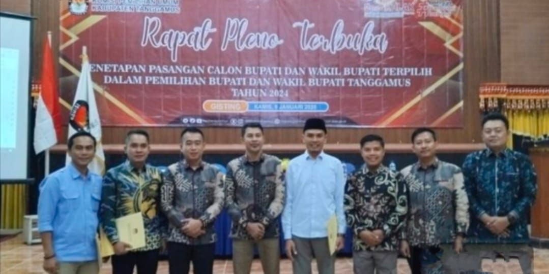 KPU Tanggamus Tetapkan H. Moh. Saleh Asnawi-Agus Suranto, Sebagai Pasangan Bupati dan Wakil Bupati Terpilih periode 2025 - 2030