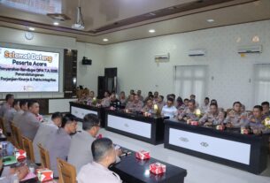 Kapolres Lampung Utara Serahkan DIPA dan Teken Pakta Integritas