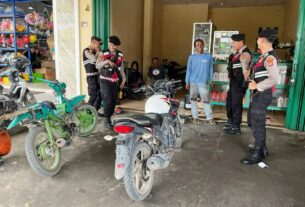 Samapta Polres Tulang Bawang Gelar Patroli Jalan Kaki di Empat Lokasi Berbeda