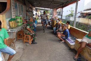 Secangkir Kopi Panas, Hangatkan Suasana Akrabnya Babinsa Serengan Dengan Warganya