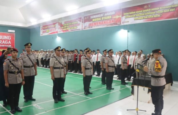Sertijab dua Kasat dan tiga Kapolsek hari ini di Polres Muba Berjalan Lancar