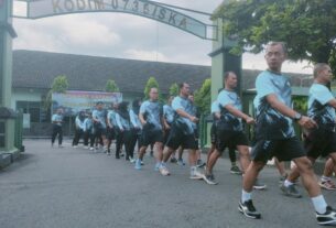 Kodim 0735/Surakarta Genjot Stamina Fisik Prajurit Dengan Lari Aerobik