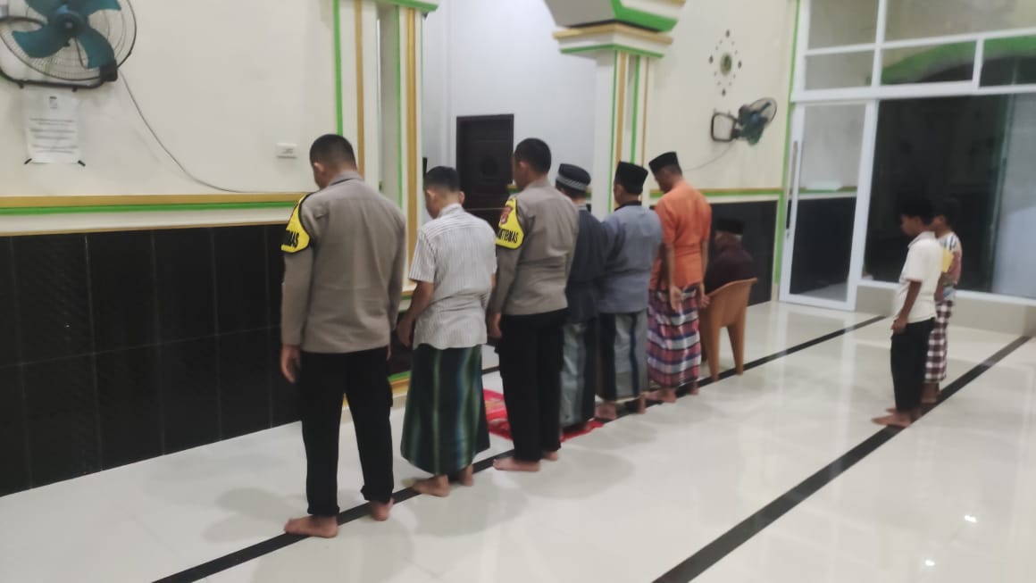 Personil Polsek Tulang Bawang Tengah Laksanakan Safari Subuh Bersama Warga sampaikan Pesan Kamtibmas