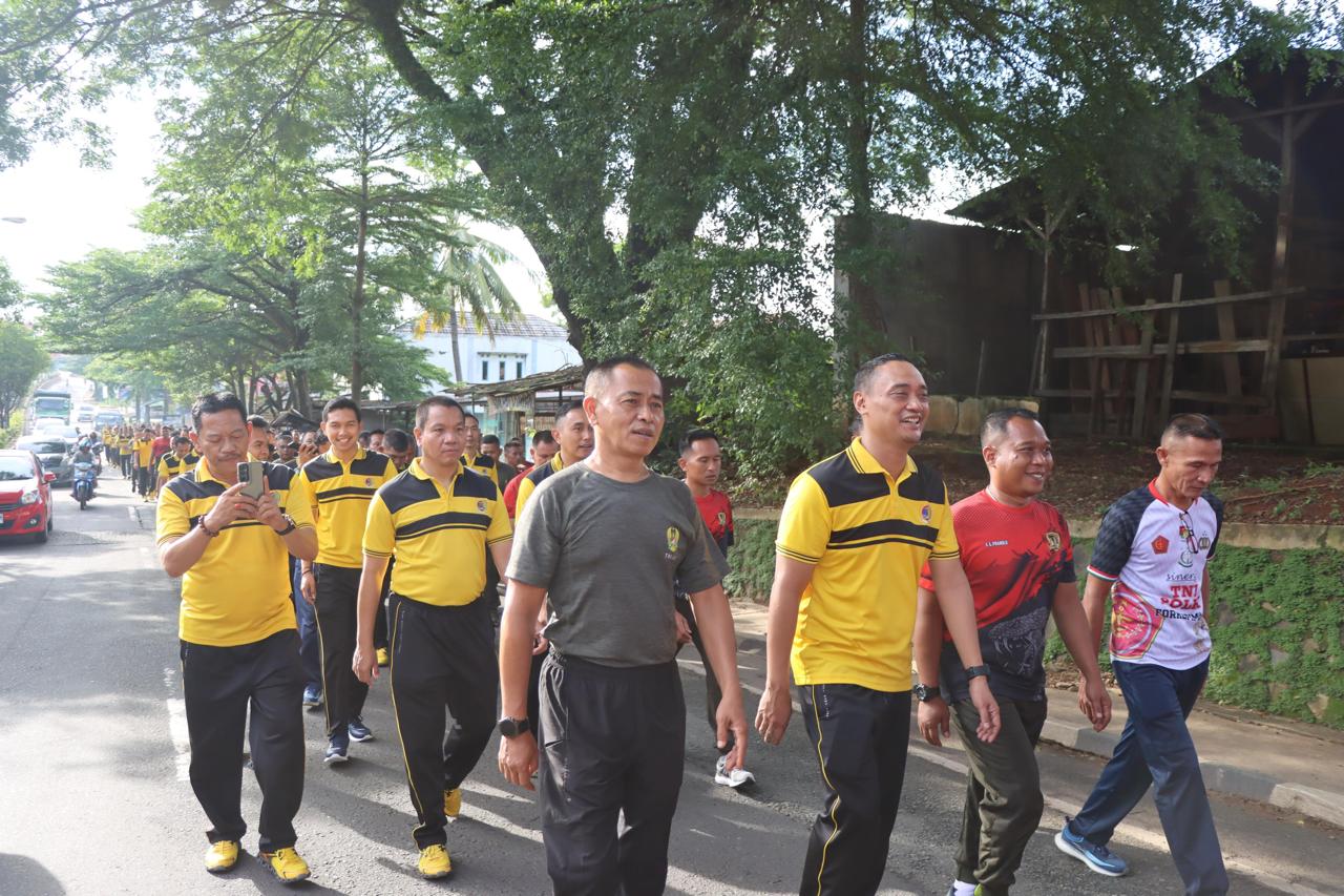 Tingkatkan Sinergitas TNI- Polri, Polres Lampura Olahraga Bersama