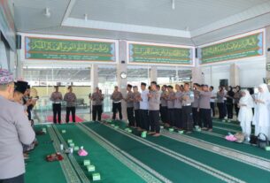 Polres Tanggamus Gelar Peringatan Isra Miraj 1446 H, Ajak Anggota Tingkatkan Ibadah dan Kinerja