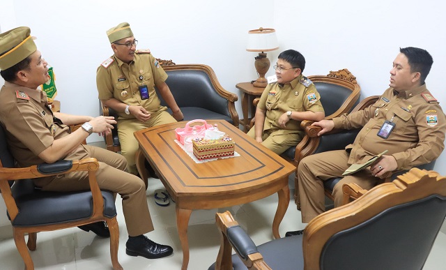 Wakil Bupati tinjau secara langsung ke seluruh OPD dalam tugas pertama nya