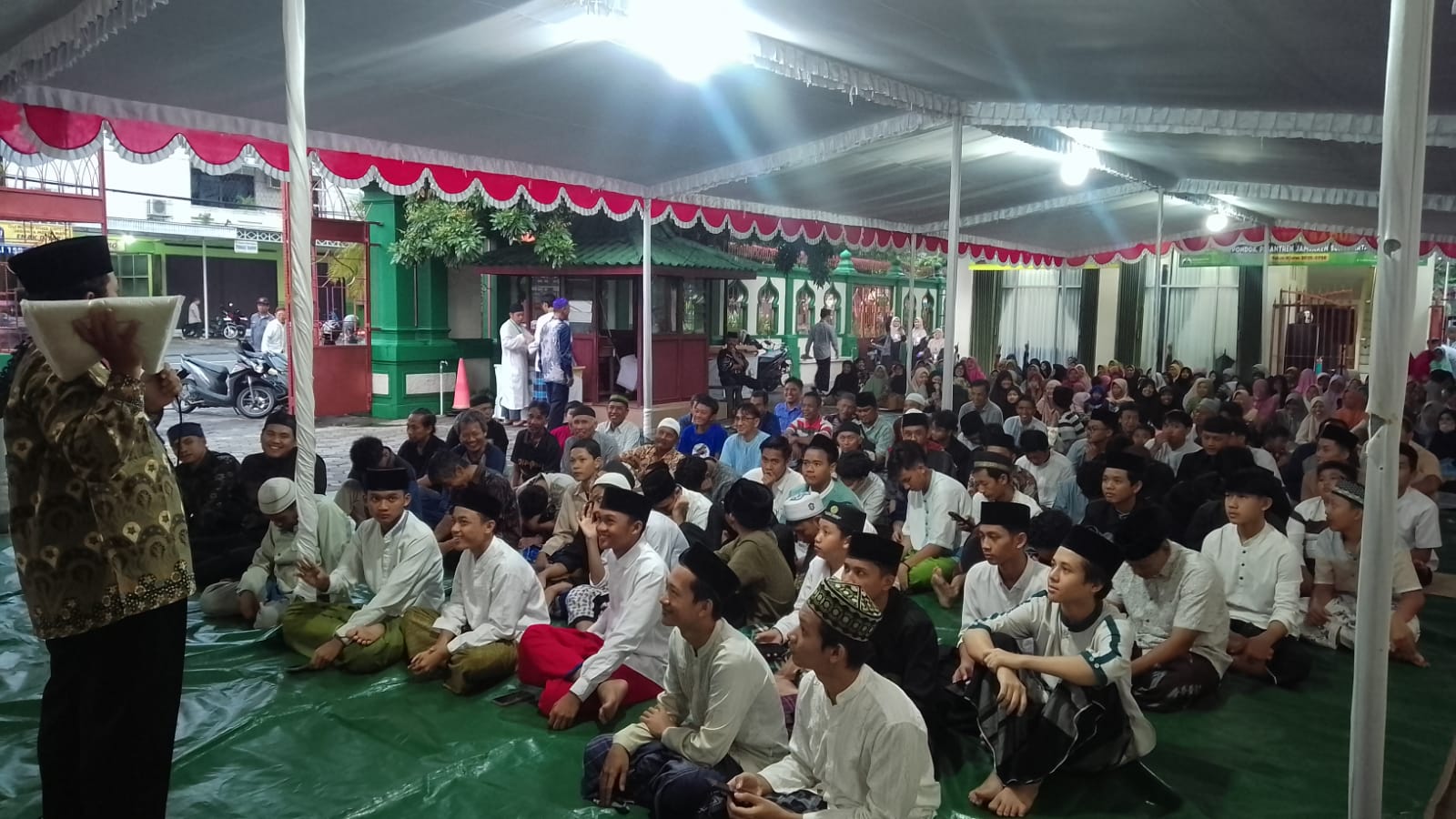 Bati Wanwil Hadiri Tabligh Akbar & Buka Bersama Di MA Al - Islam Jamsaren