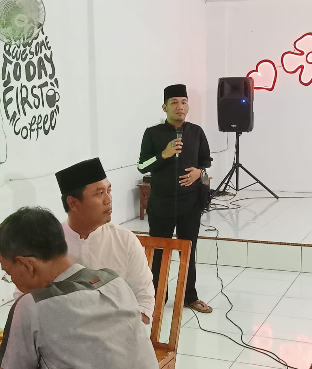 uka Puasa Bersama Perangkat Pekon Sukarame: Merajut Kebersamaan dan Transparansi