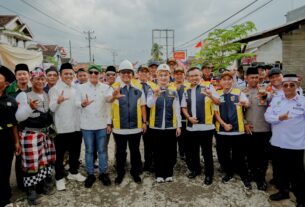Wagub Jihan Nurlela Awali Perbaikan Ruas Jalan Bandar Jaya