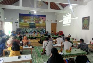 Babinsa Andong Hadiri Pembukaan Manasik Haji Di Gedung IPHI Andong