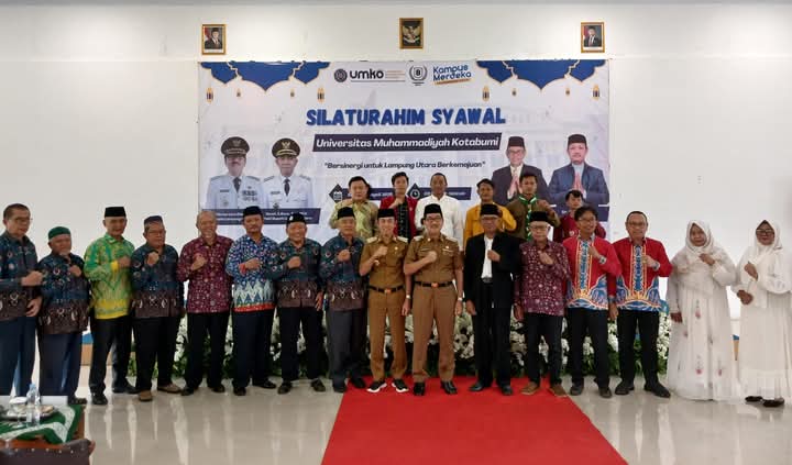 Bupati dan Wakil Bupati Lampura Hadiri Silaturahim Syawal di UMKO