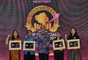 Esther Sri Harjati dari FIFGROUP Raih Penghargaan Top Financial Woman Leaders 2025