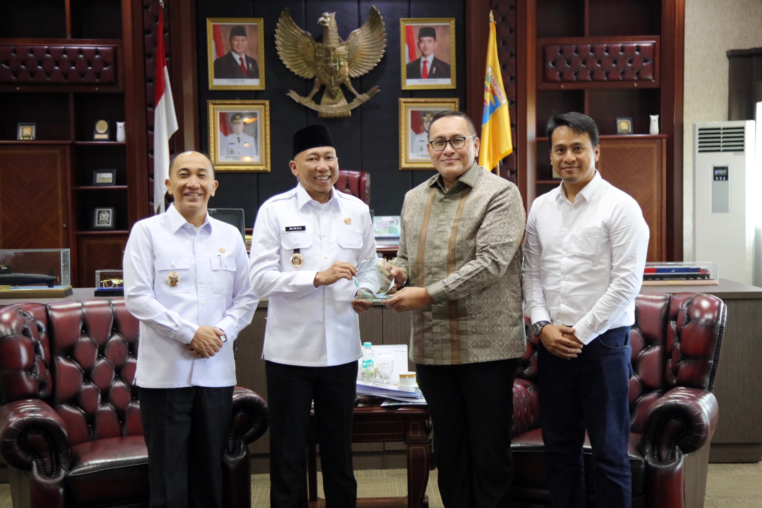 Gubernur Mirza Terima Investor Malaysia yang akan Mengembangkan Proyek Pengolahan Sampah Menjadi Energi dan Pembangkit Listrik Berbasis Limbah Pertanian