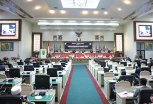 Gubernur Mirza Sampaikan LKPJ Kepala Daerah Tahun Anggaran 2024 dalam Rapat Paripurna DPRD Provinsi Lampung