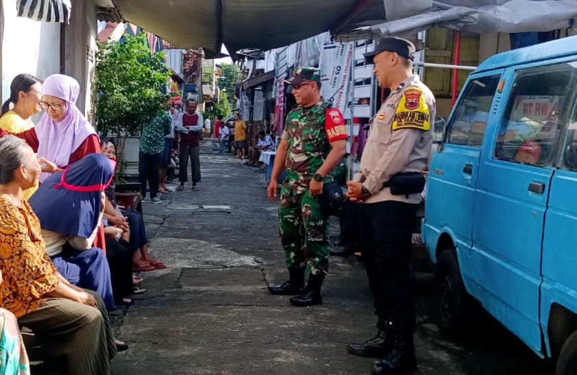 Masih Suasana Fitri, Babinsa Kratonan Mengedepankan Silaturahmi dengan Warga