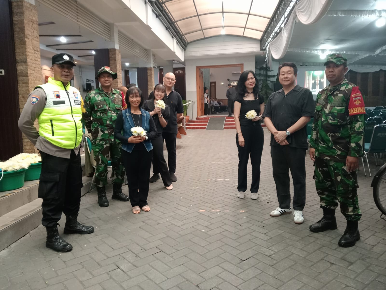 Pengamanan Ibadah Jumat Agung, Sinergitas TNI-Polri Ciptakan Kondusifitas Wilayah Surakarta