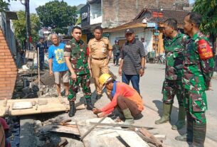 Pastikan Proges TMMD Sengkuyung Tahap II Lancar Dandim 0735/Surakarta Sidak Langsung Lokasi TMMD