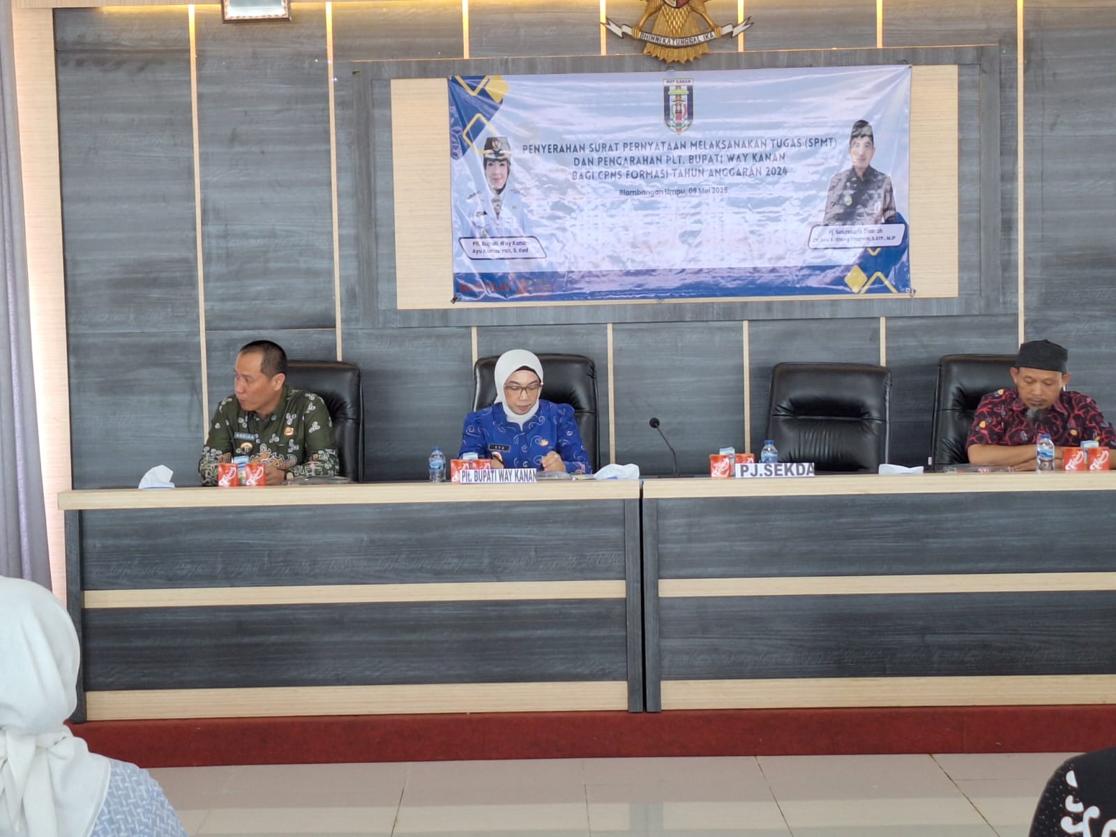 Plt. Bupati Way Kanan Beri Pengarahan kepada CPNS Formasi 2024 Usai Serahkan SPMT