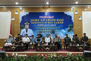 Plt Bupati Way Kanan Lepas Keberangkatan Jamaah Calon Haji Way Kanan Tahun 2025