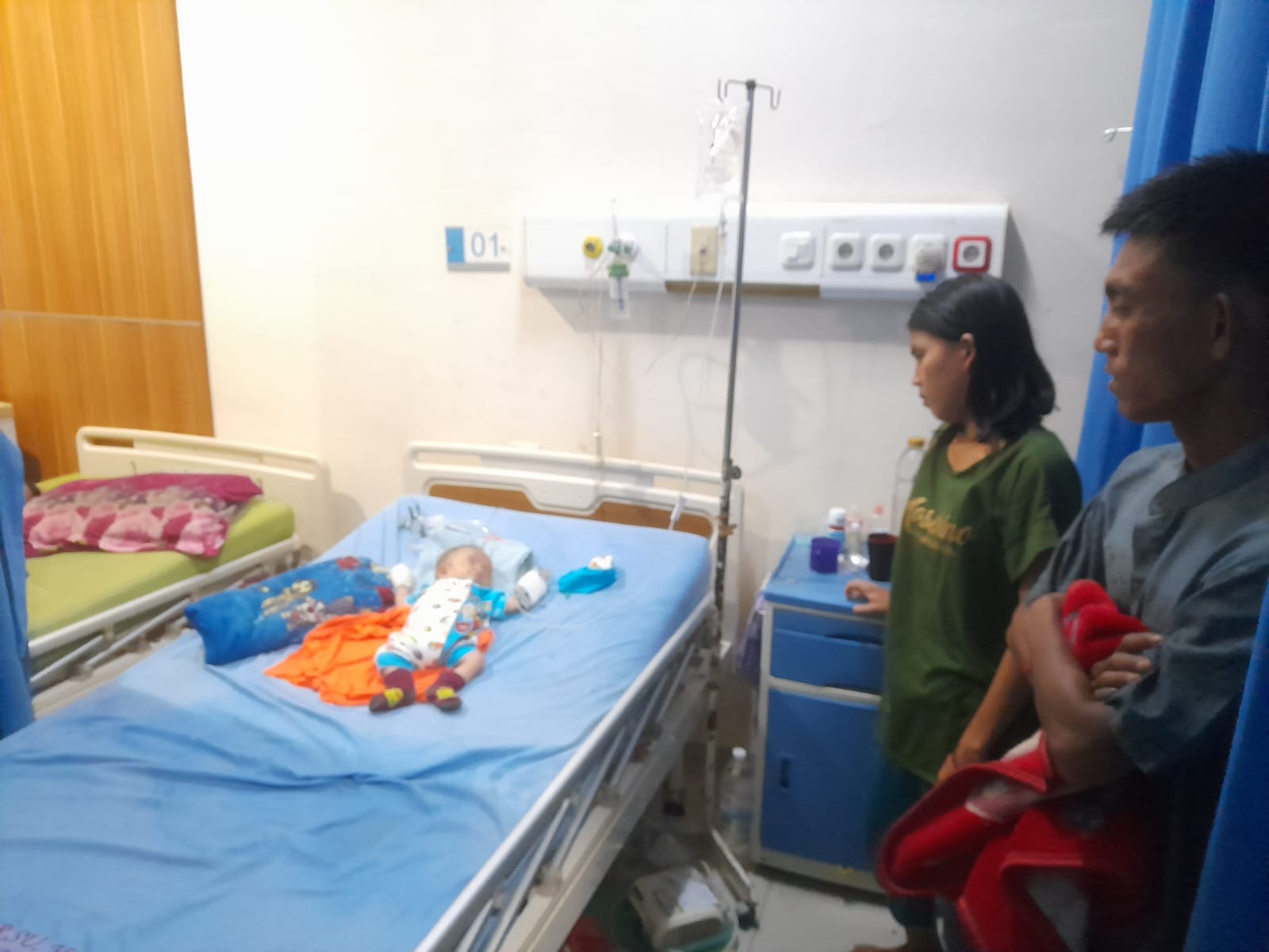 Anggia Masih Bertahan, Meski Dunia Terasa Berat