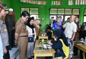 Hamartoni Ahadis Hadiri Launching Program Makanan Bergizi Gratis
