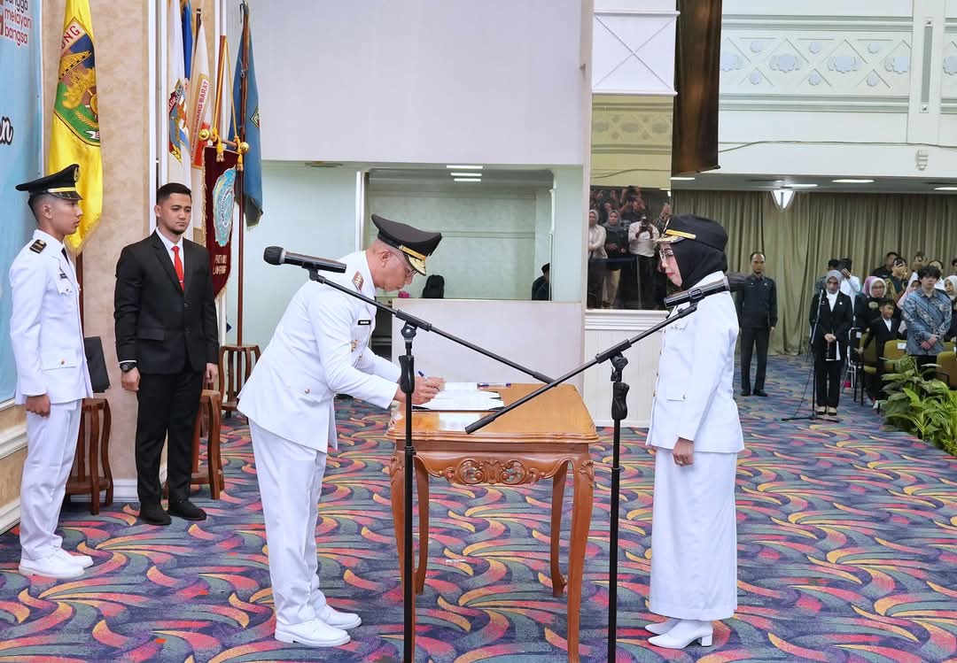 Ayu Asalasiyah Resmi Dilantik sebagai Bupati Way Kanan
