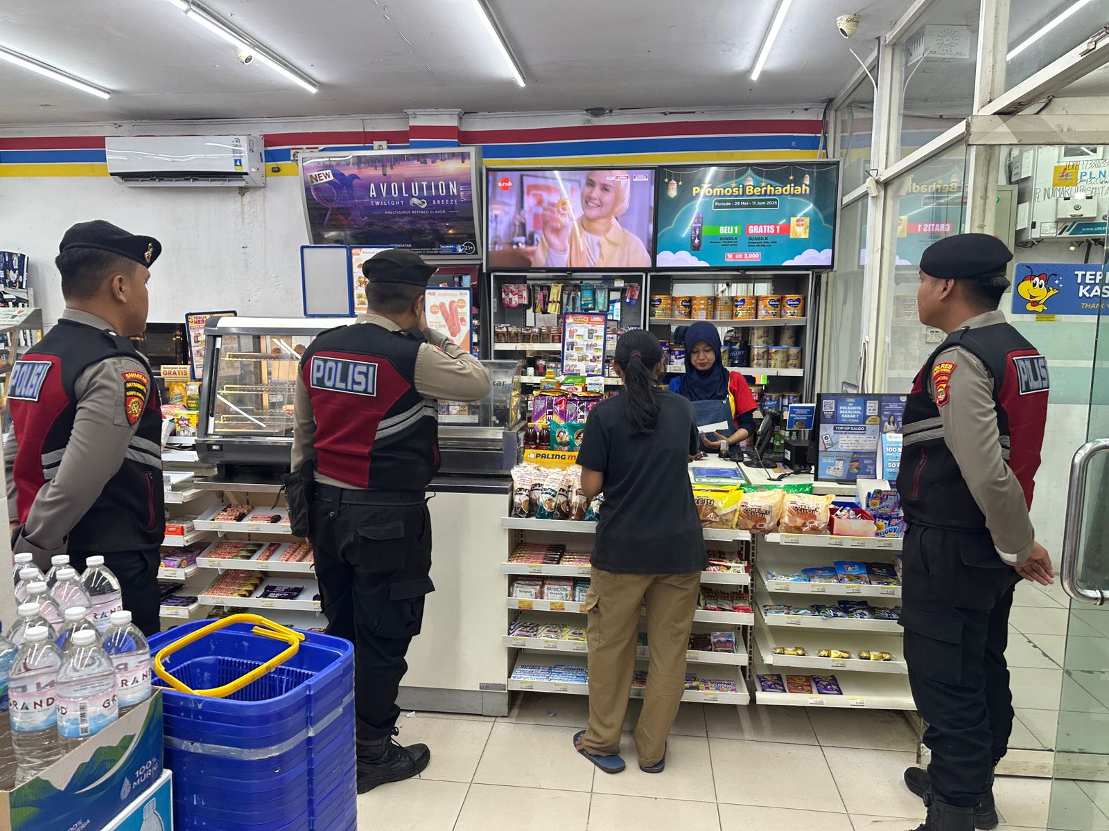 Samapta Polres Tulang Bawang Optimalkan Patroli Malam di Wilayah Pasar Unit 2, Berikut Sasaran dan Tujuannya