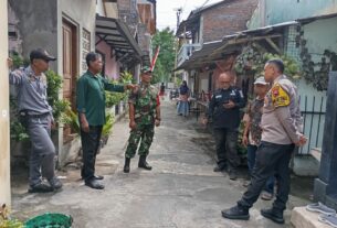 Tidak Kenal Akan Waktu, Babinsa Kratonan & Bhabinkamtibmas Rutin Patroli wilayah