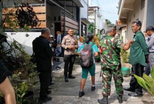 Tidak Kenal Akan Waktu, Babinsa Kratonan & Bhabinkamtibmas Rutin Patroli wilayah